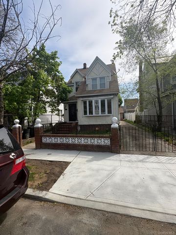 115-57 196th Street, Saint Albans, NY 11412