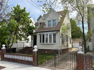 115-57 196th Street, Saint Albans, NY 11412