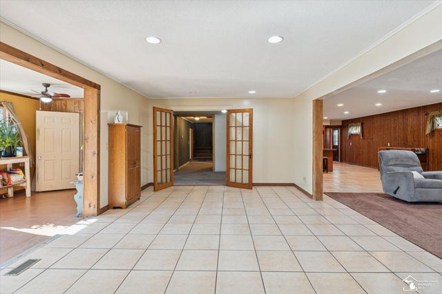 11239 Harold Drive, Luna Pier, MI 48157