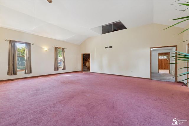 11239 Harold Drive, Luna Pier, MI 48157