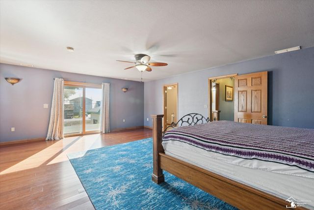 11239 Harold Drive, Luna Pier, MI 48157