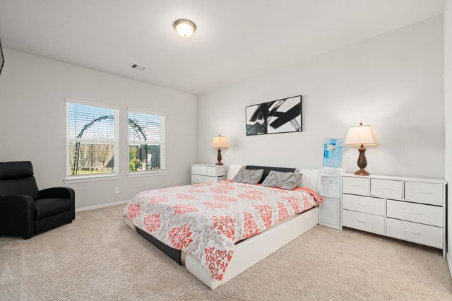 5007 Chimney Swift Lane, Baytown, TX 77521