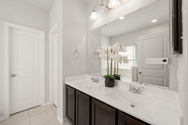 5007 Chimney Swift Lane, Baytown, TX 77521