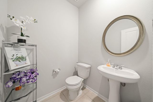 5007 Chimney Swift Lane, Baytown, TX 77521