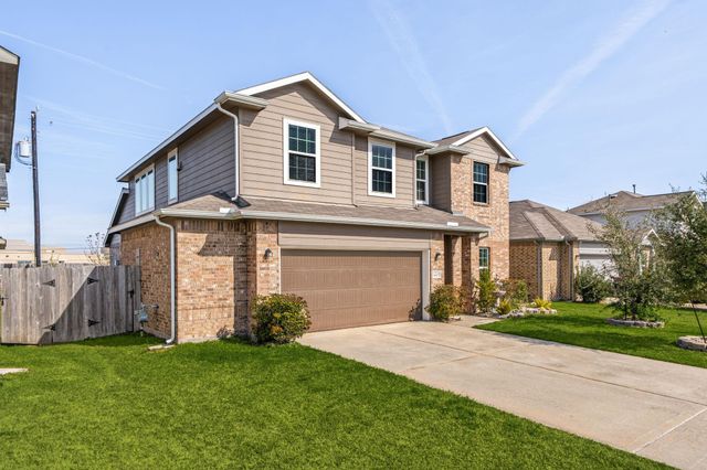 5007 Chimney Swift Lane, Baytown, TX 77521