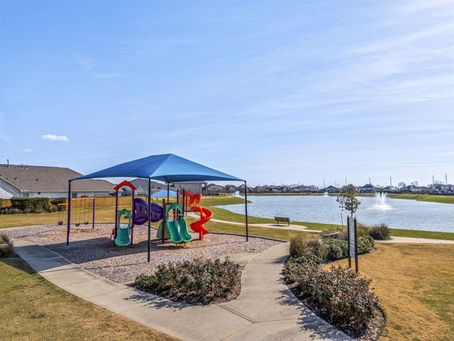 5007 Chimney Swift Lane, Baytown, TX 77521