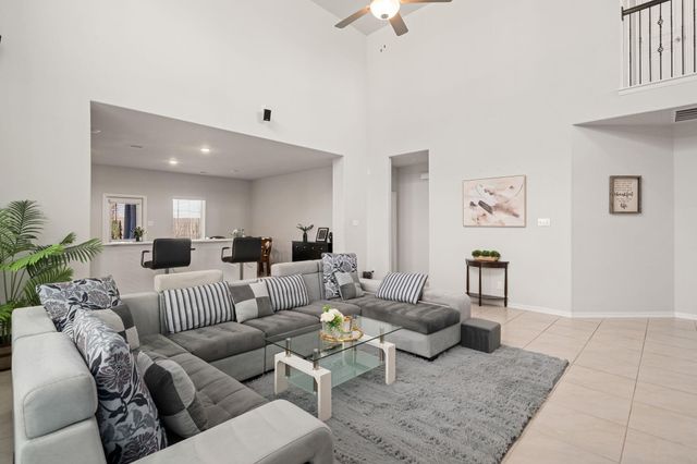 5007 Chimney Swift Lane, Baytown, TX 77521