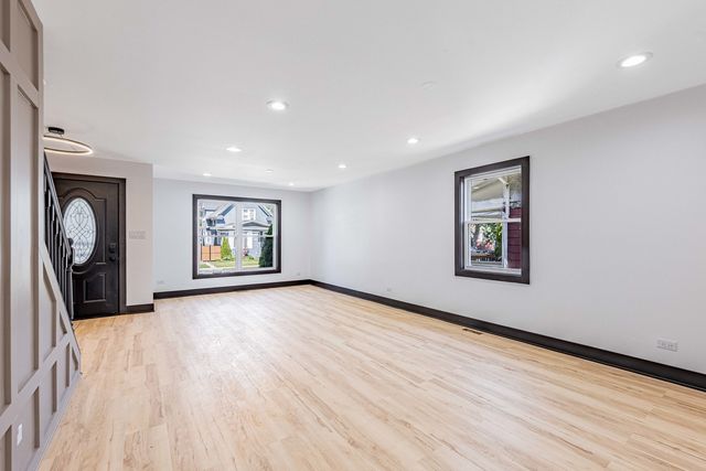 921 N Lorel Avenue, Chicago, IL 60651