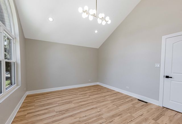 921 N Lorel Avenue, Chicago, IL 60651