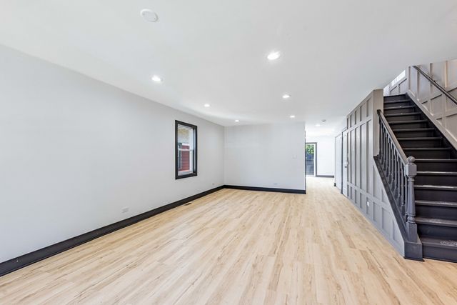 921 N Lorel Avenue, Chicago, IL 60651
