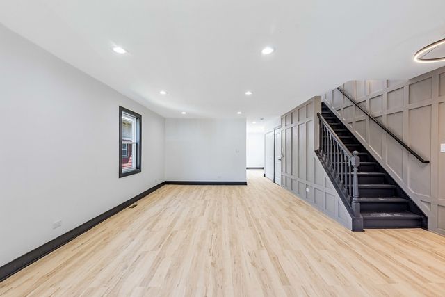 921 N Lorel Avenue, Chicago, IL 60651