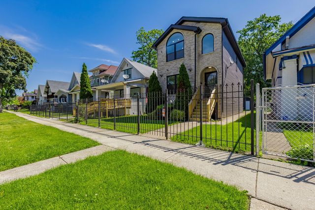 921 N Lorel Avenue, Chicago, IL 60651