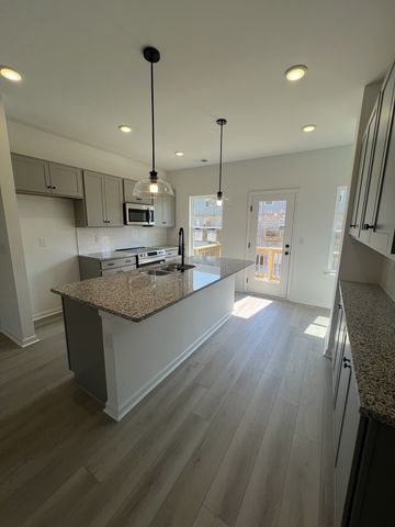 126 Rosebush Lane, Lebanon, TN 37087