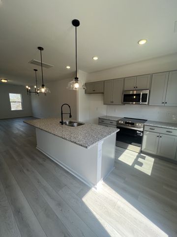 126 Rosebush Lane, Lebanon, TN 37087