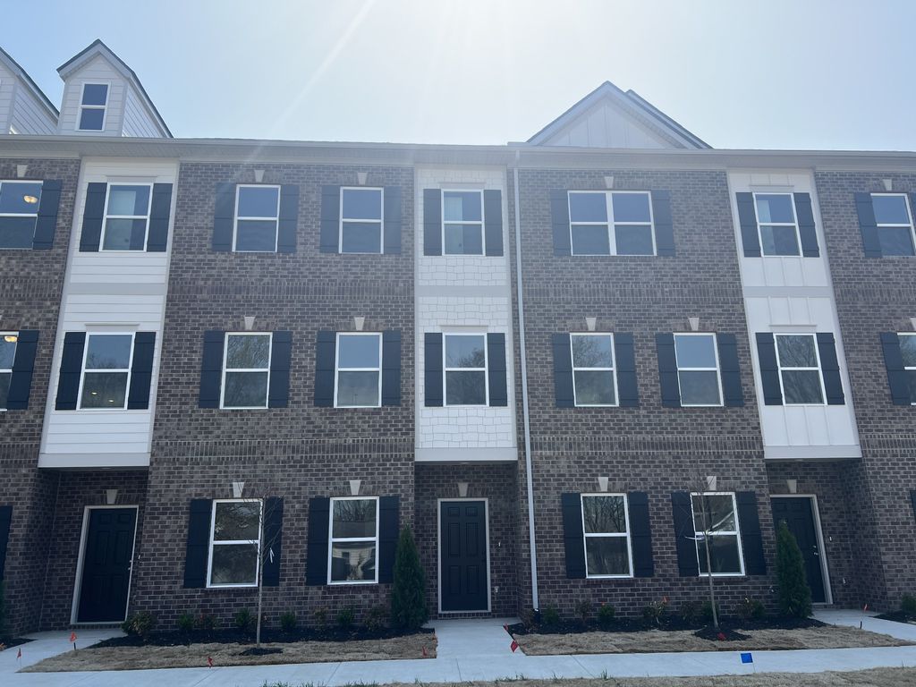 126 Rosebush Lane, Lebanon, TN 37087