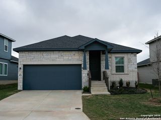 8830 Grey Elm, Elmendorf, TX 78112
