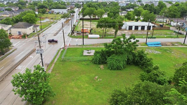 2601 Alabama Street, Houston, TX 77004