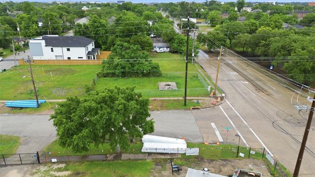 2601 Alabama Street, Houston, TX 77004