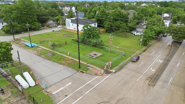 2601 Alabama Street, Houston, TX 77004