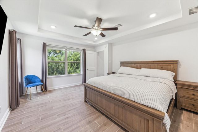 26 Heirloom Garden Place, Magnolia, TX 77354