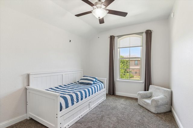 26 Heirloom Garden Place, Magnolia, TX 77354