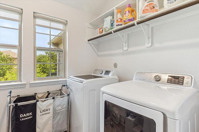 26 Heirloom Garden Place, Magnolia, TX 77354