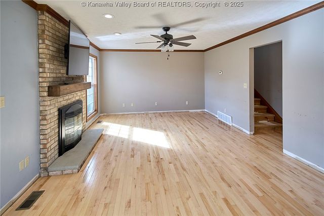 1 Meadow Ridge Drive, Hurricane, WV 25526