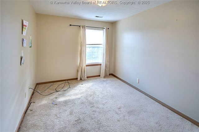 1 Meadow Ridge Drive, Hurricane, WV 25526