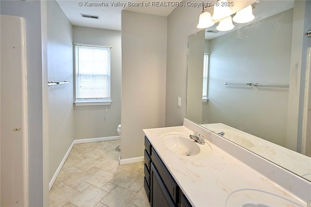 1 Meadow Ridge Drive, Hurricane, WV 25526