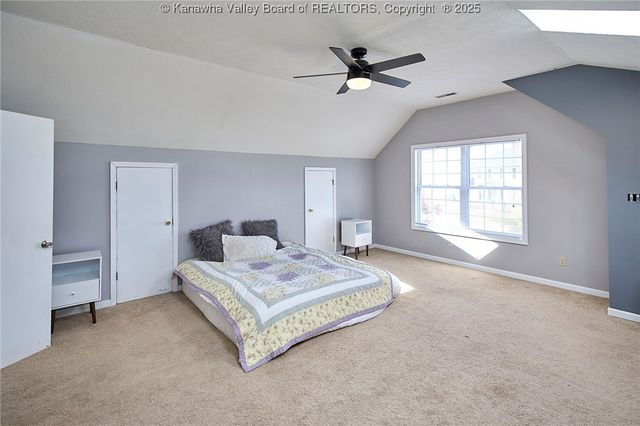 1 Meadow Ridge Drive, Hurricane, WV 25526