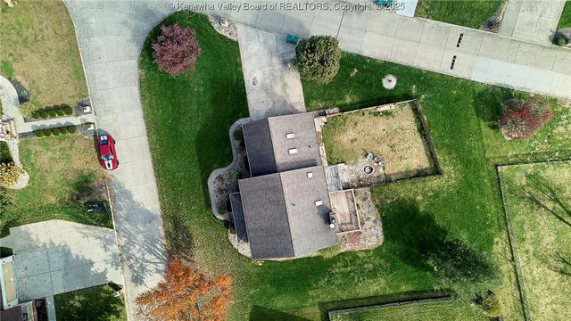 1 Meadow Ridge Drive, Hurricane, WV 25526