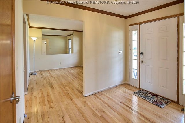 1 Meadow Ridge Drive, Hurricane, WV 25526