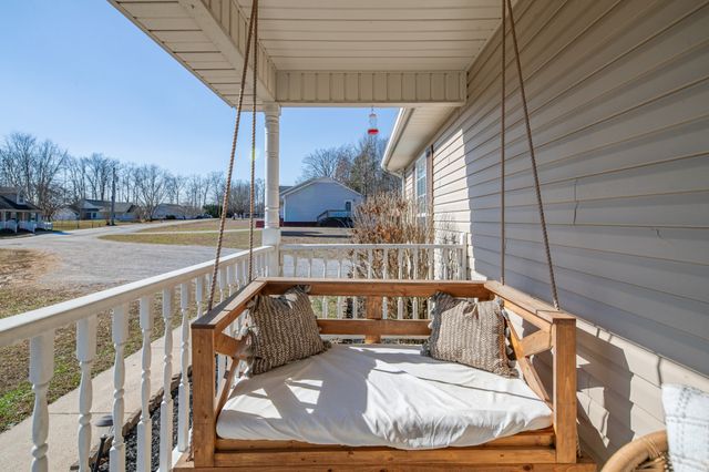 129 Poling Dr, Pulaski, TN 38478