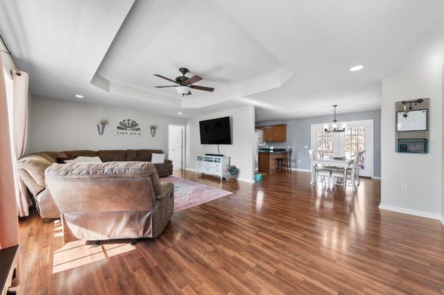 129 Poling Dr, Pulaski, TN 38478