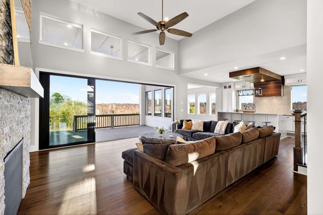 1006 Heights Blvd, Brentwood, TN 37027