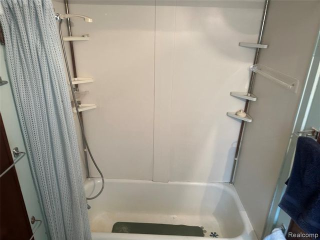 1315 Lutz Avenue, Ann Arbor, MI 48103