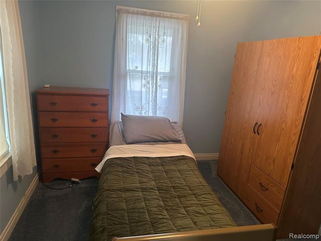 1315 Lutz Avenue, Ann Arbor, MI 48103