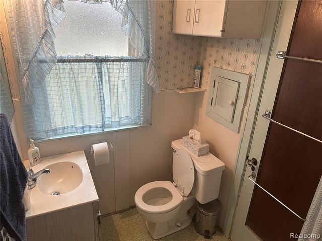 1315 Lutz Avenue, Ann Arbor, MI 48103