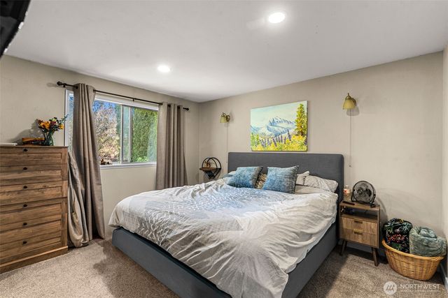 520 Lacey Place NE, East Wenatchee, WA 98802