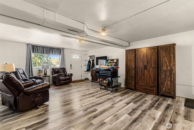 520 Lacey Place NE, East Wenatchee, WA 98802