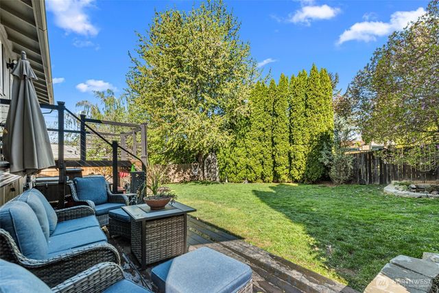 520 Lacey Place NE, East Wenatchee, WA 98802