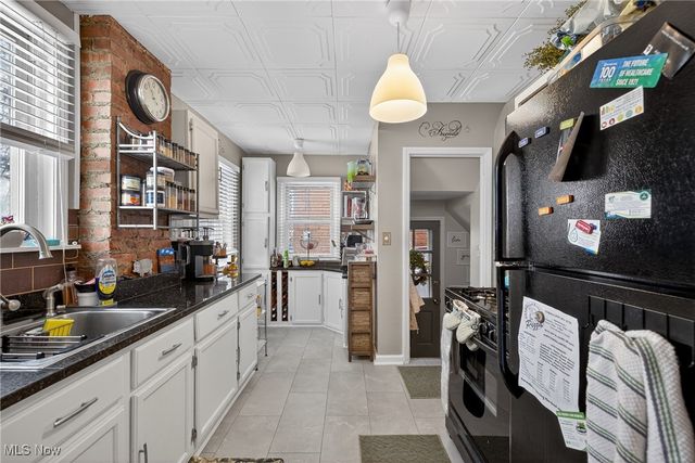 22670 Arms Avenue, Euclid, OH 44123