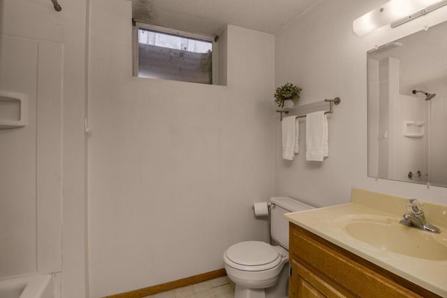 7064 Glenross Road, Woodbury, MN 55125