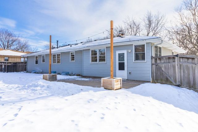 7064 Glenross Road, Woodbury, MN 55125