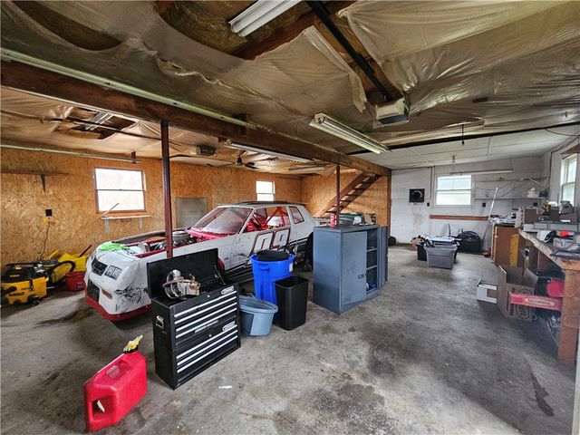 76 Hammond Street, Big Flats, NY 14814