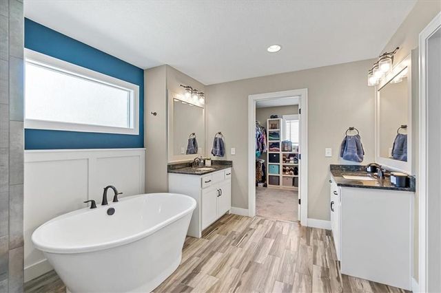 16972 S Hunter Street, Olathe, KS 66062