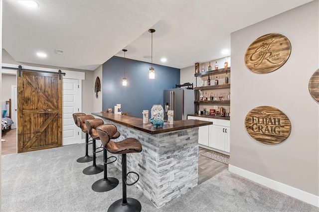 16972 S Hunter Street, Olathe, KS 66062
