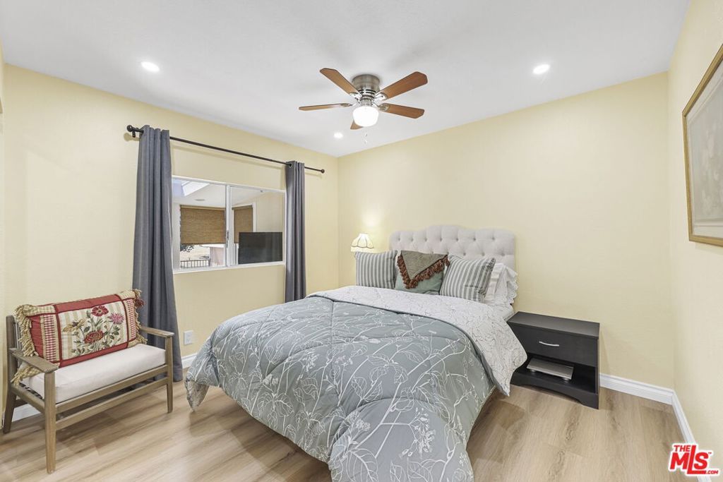 Image 12 of property listing at 640 Foreston Drive, Acton, CA 93510