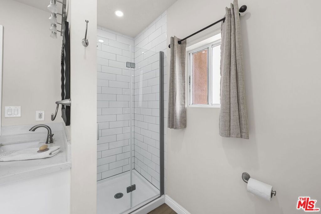 Image 15 of property listing at 640 Foreston Drive, Acton, CA 93510