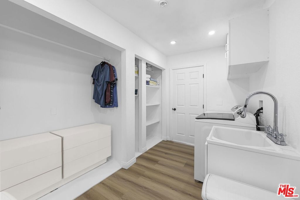 Image 16 of property listing at 640 Foreston Drive, Acton, CA 93510